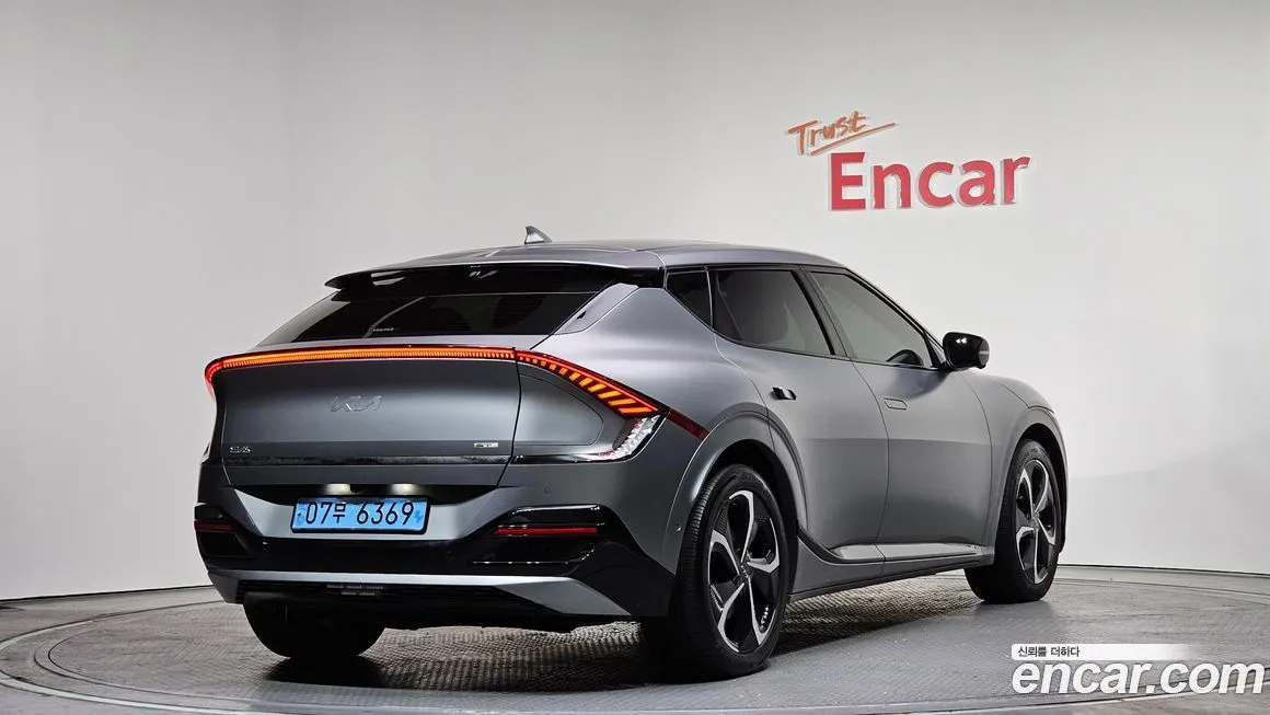 Kia EV6 — фото 4
