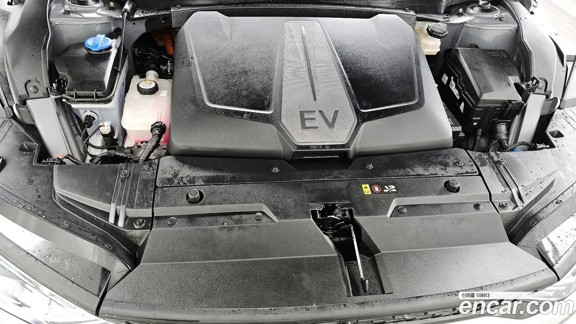 Kia EV6 — фото 6