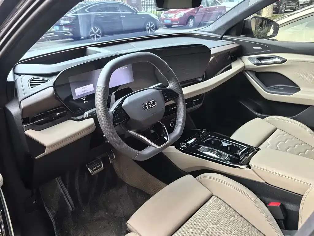 Audi Q6L Sportback e-tron 2025 из CN, фото 3
