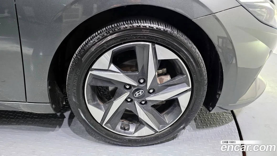 Hyundai AVANTE — фото 9