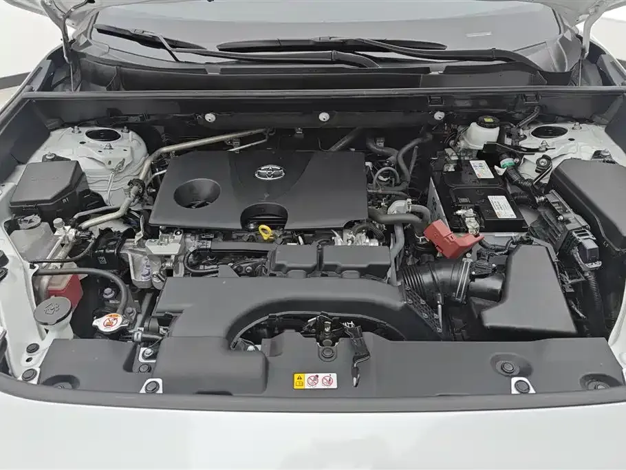 Toyota RAV4 2023 из CN, фото 10