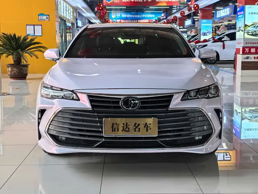 Toyota Avalon 2021 из CN, фото 7