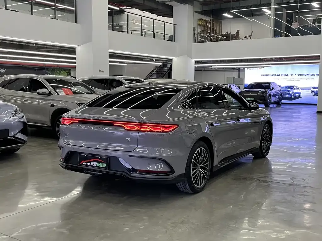 BYD Han 2025 из CN, фото 3