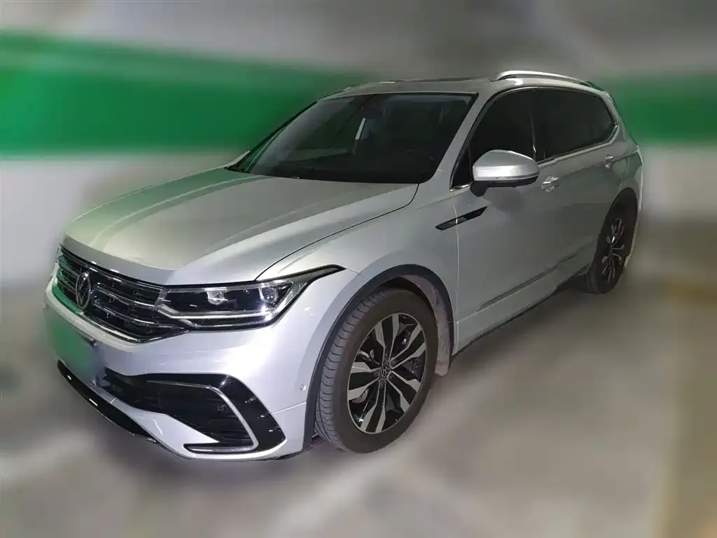Volkswagen Tiguan L 2022 из CN, фото 4