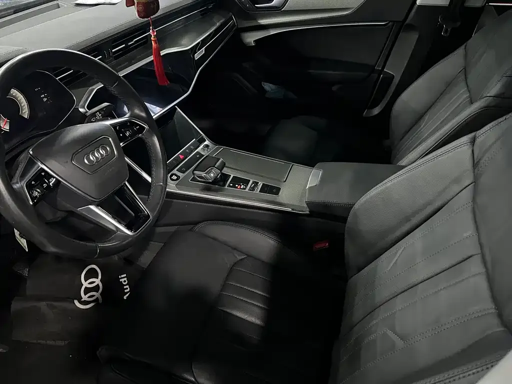 Audi A6L 2021 из CN, фото 8