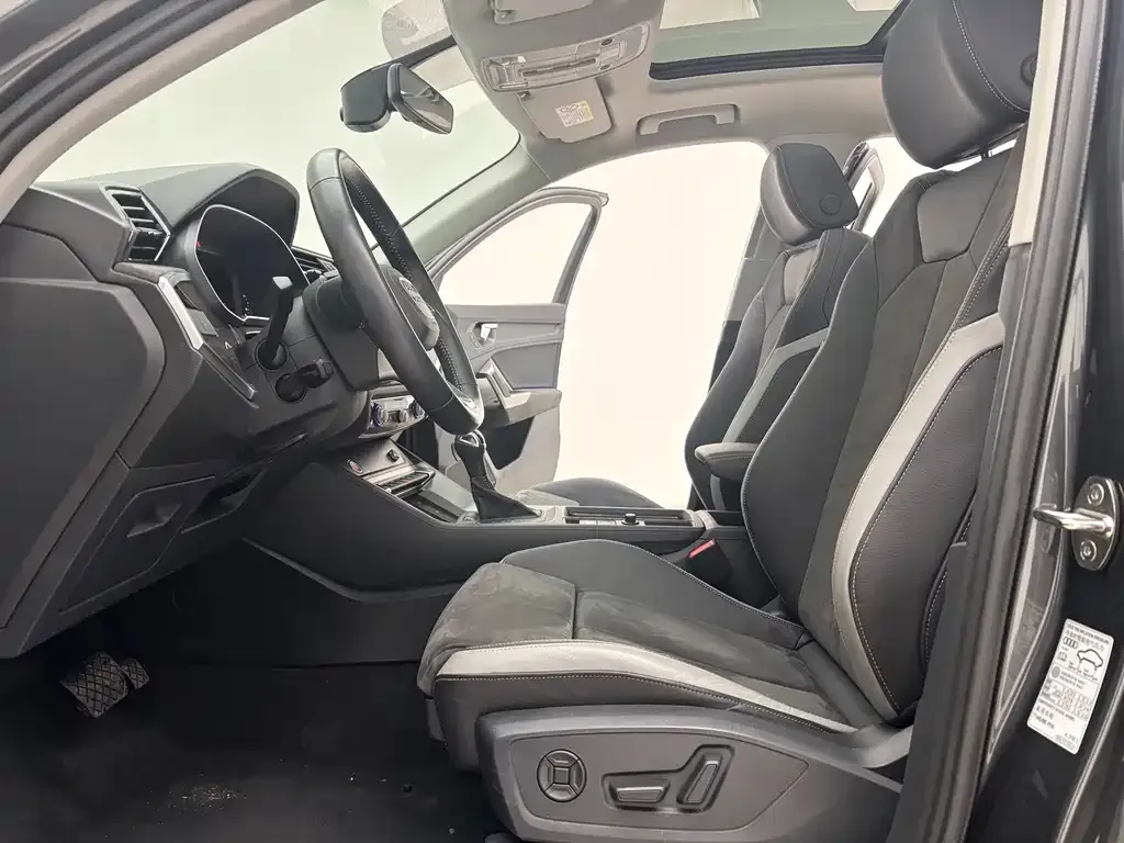 Audi Q3 2022 из CN, фото 7
