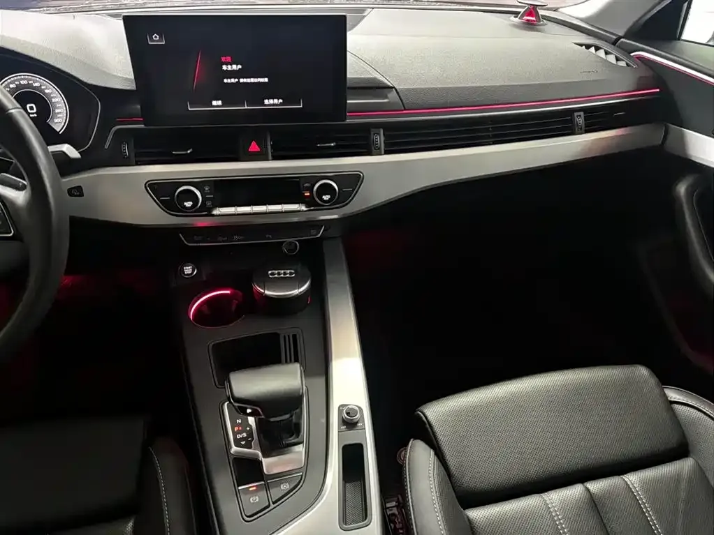 Audi A4L 2022 из CN, фото 6