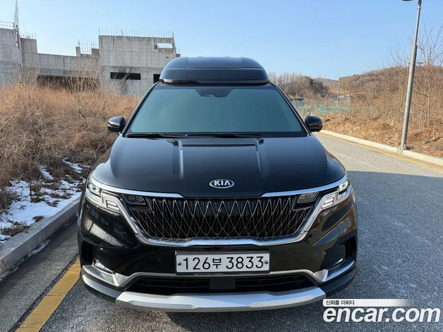 Kia Carnival — фото 1