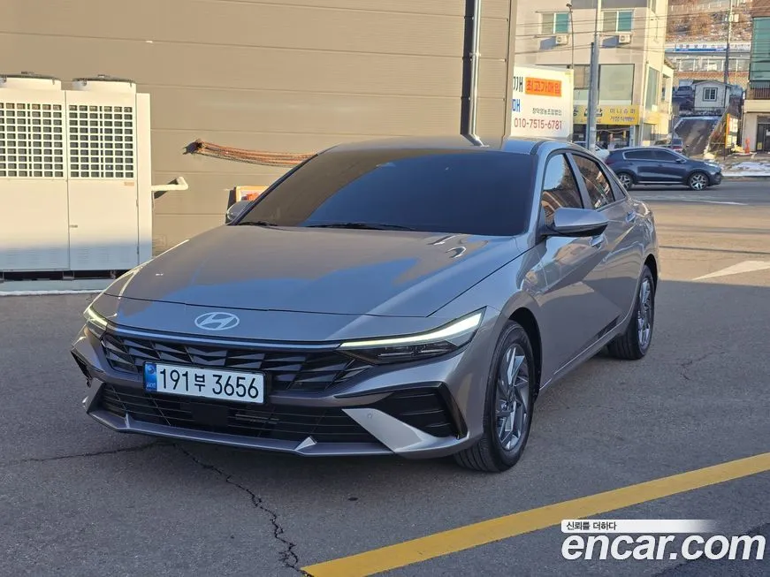 Hyundai AVANTE — фото 1
