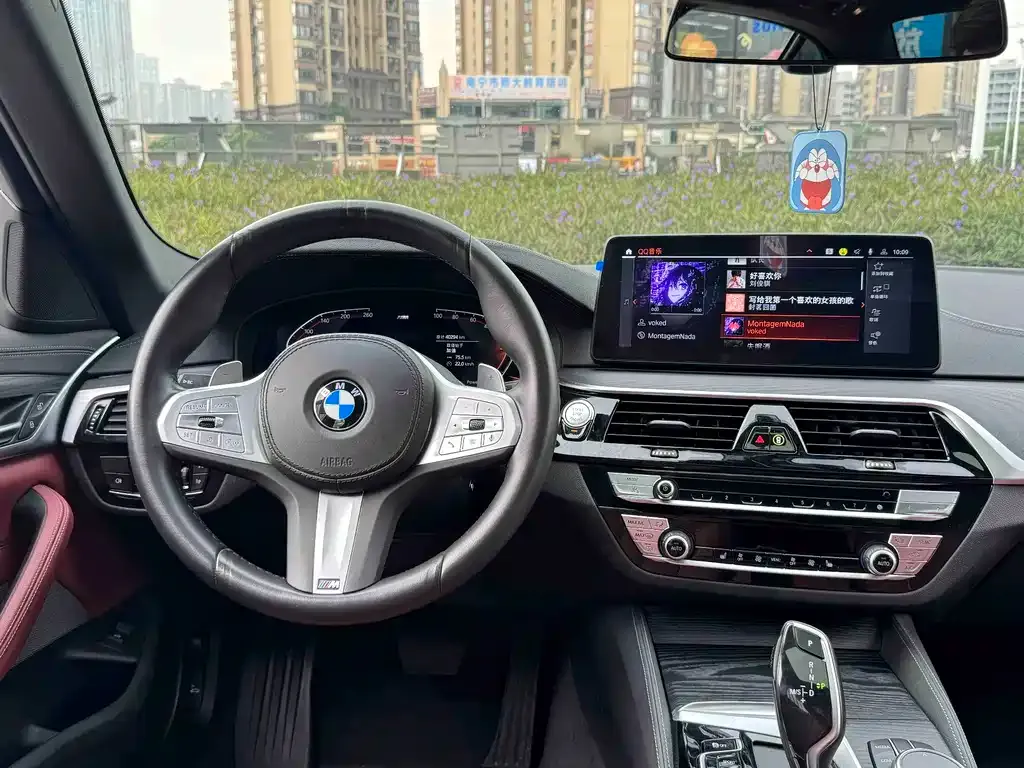 BMW 5 Series 2024 из CN, фото 6