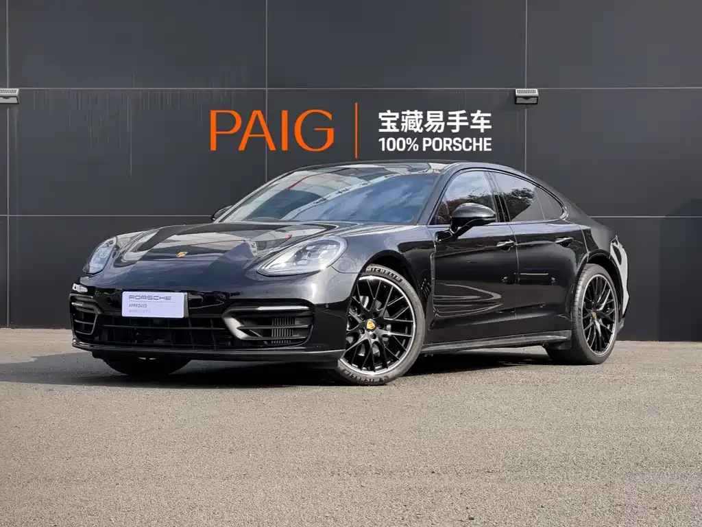 Porsche Panamera — фото 1