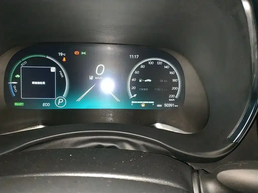 Toyota Crown Kluger 2021 из CN, фото 2