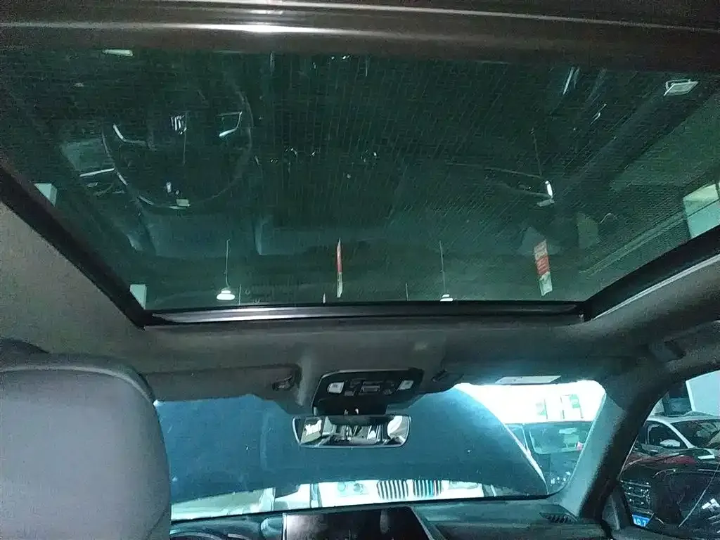 Toyota Crown Kluger 2021 из CN, фото 4