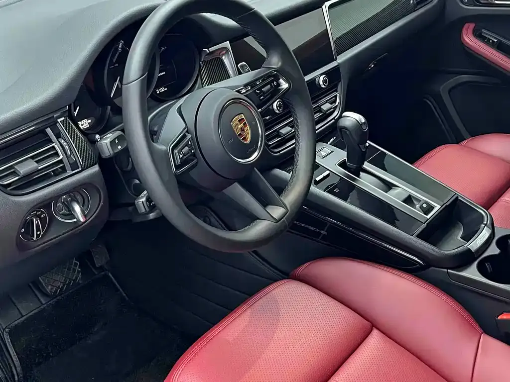 Porsche Macan — фото 7