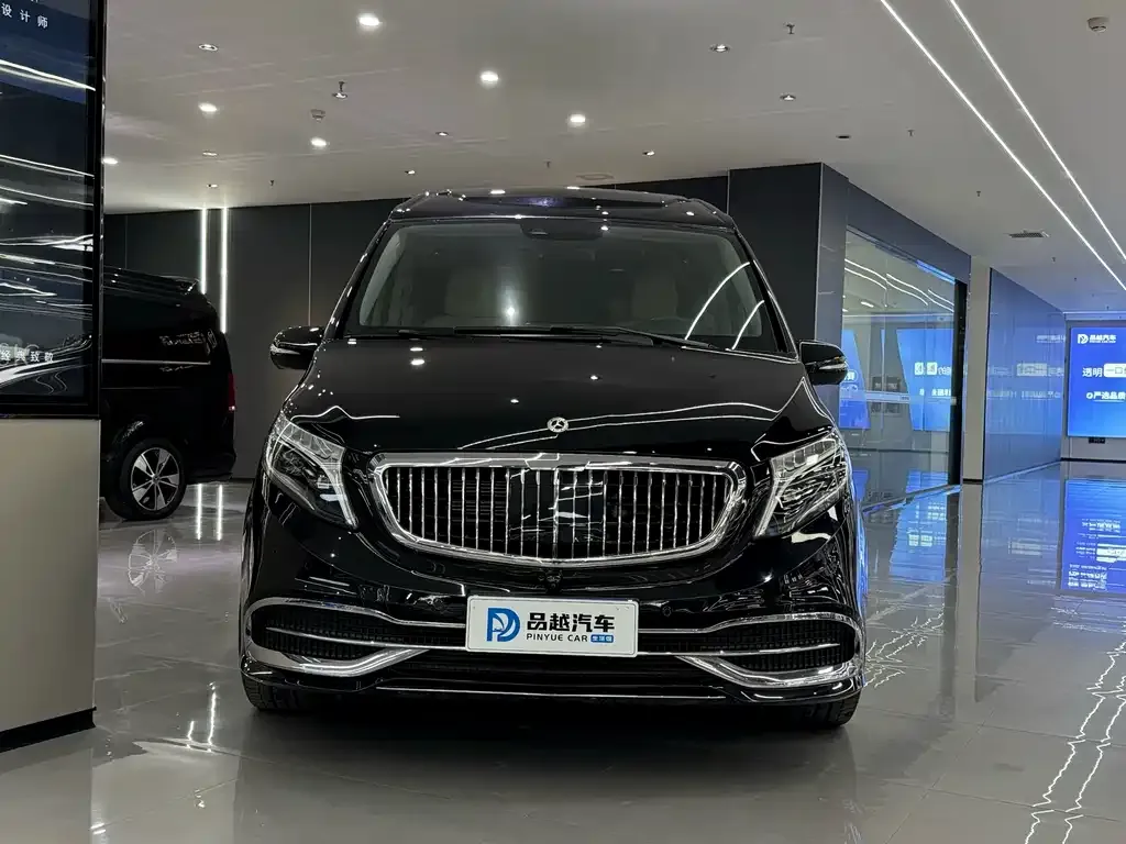 Mercedes-Benz V-Class 2022 из CN, фото 5