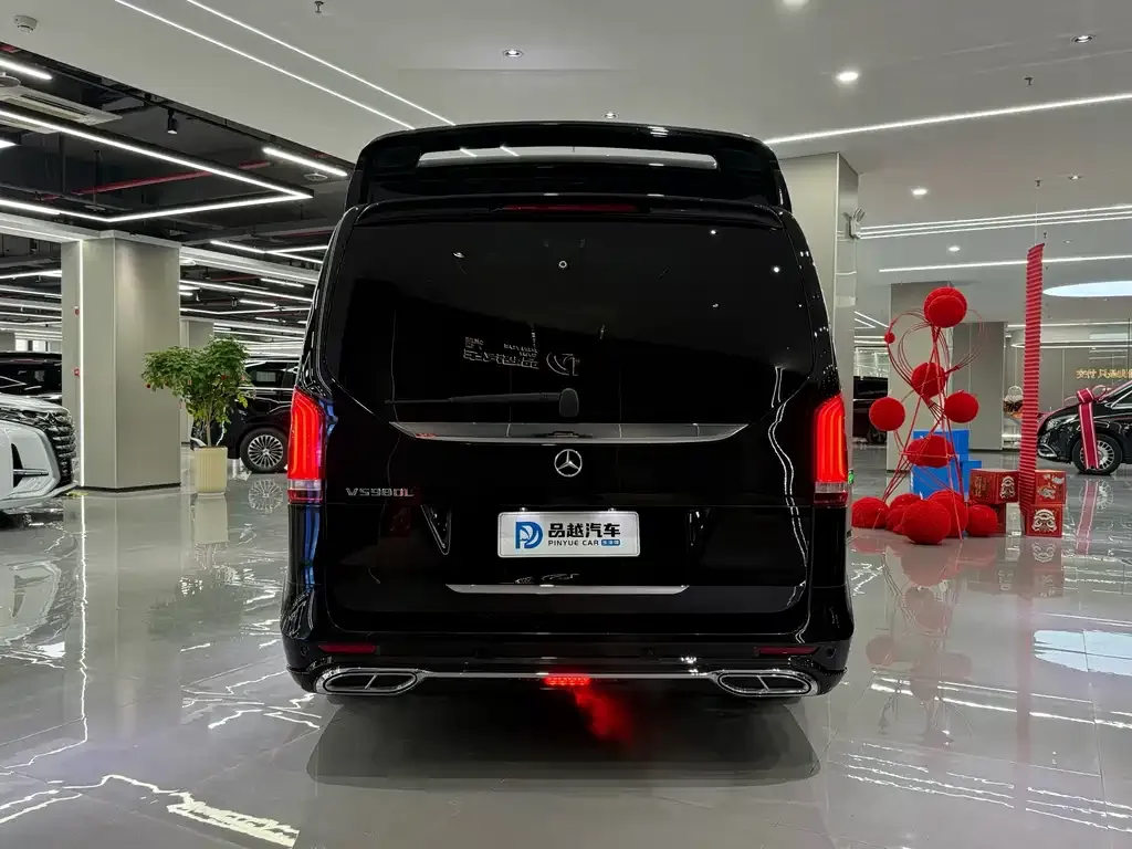 Mercedes-Benz V-Class 2022 из CN, фото 6