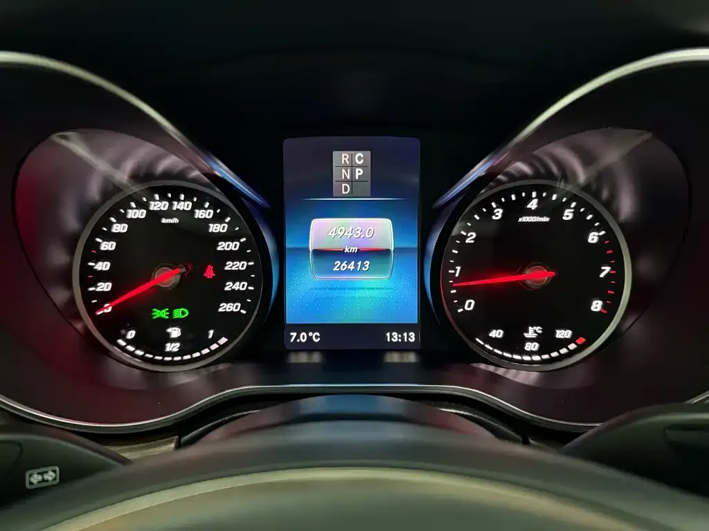 Mercedes-Benz V-Class 2022 из CN, фото 3