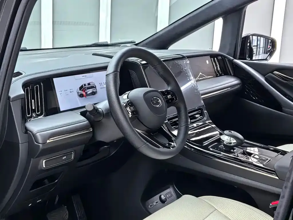 GAC Motor Trumpchi M8 — фото 10