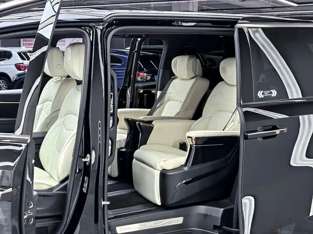 GAC Motor Trumpchi M8 — фото 5