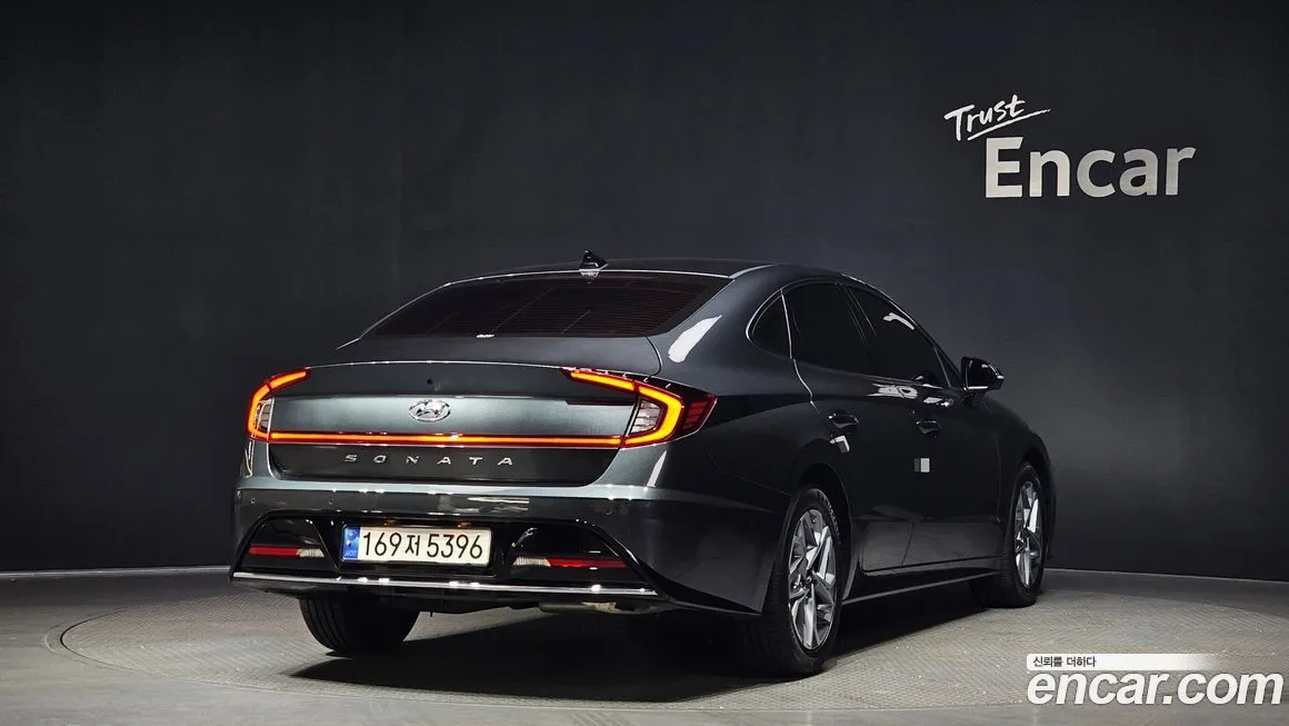 Hyundai Sonata 2023 из KR, фото 2