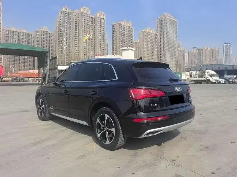 Audi Q5L 2023 из CN, фото 5