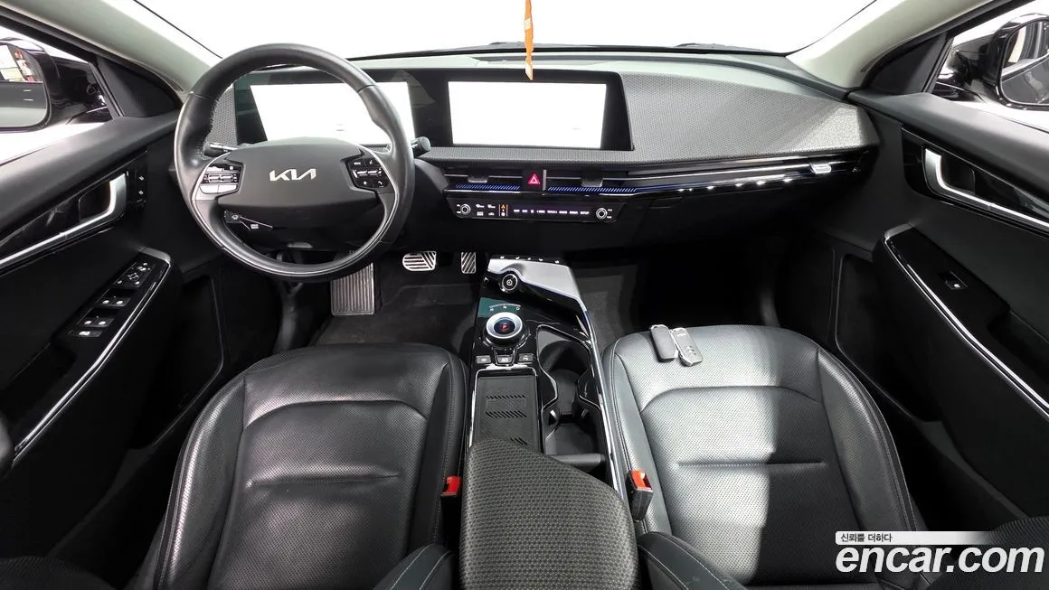 Kia EV6 — фото 8