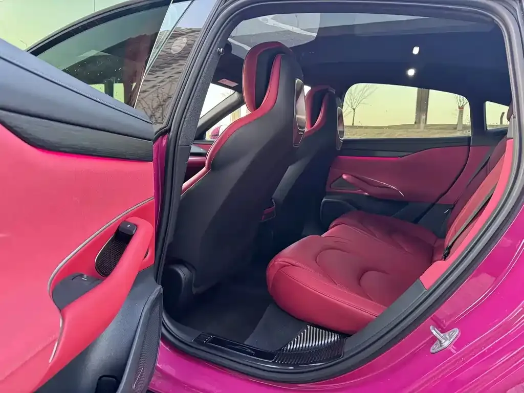 Xiaomi SU7 2025 из CN, фото 6