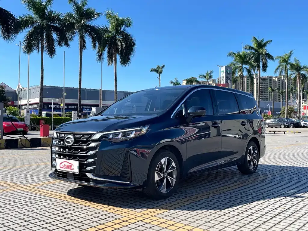 GAC Motor Trumpchi M6 — фото 2