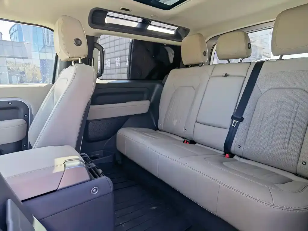 Land Rover Defender 2022 из CN, фото 3