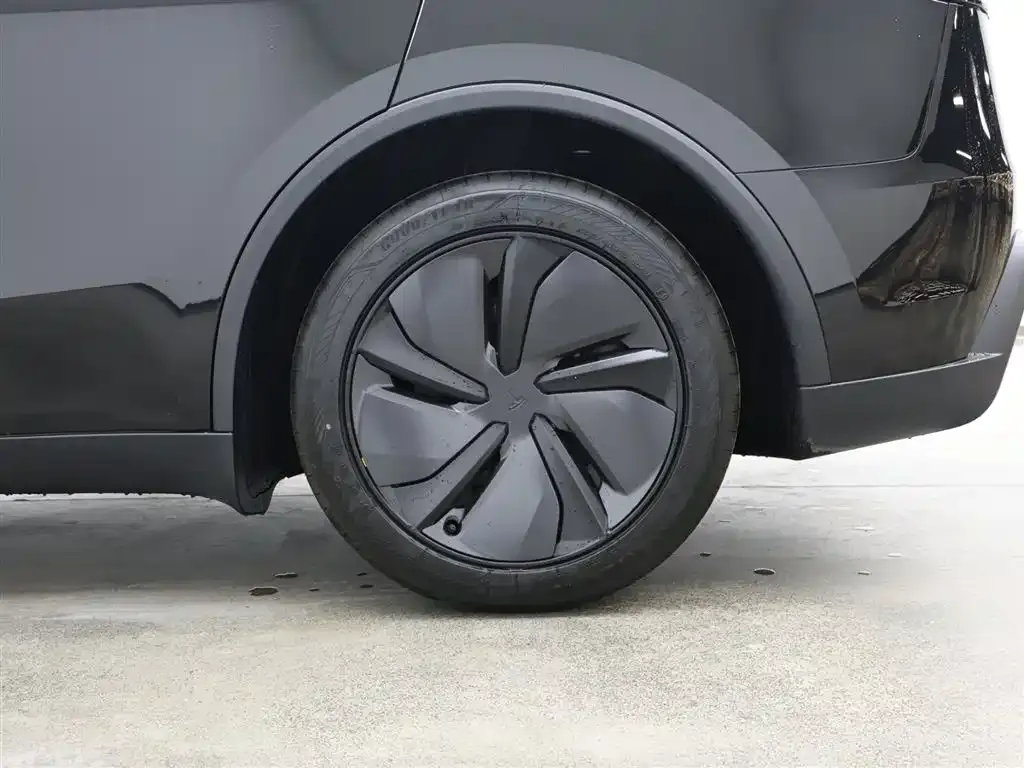 Tesla Model Y 2026 из CN, фото 4
