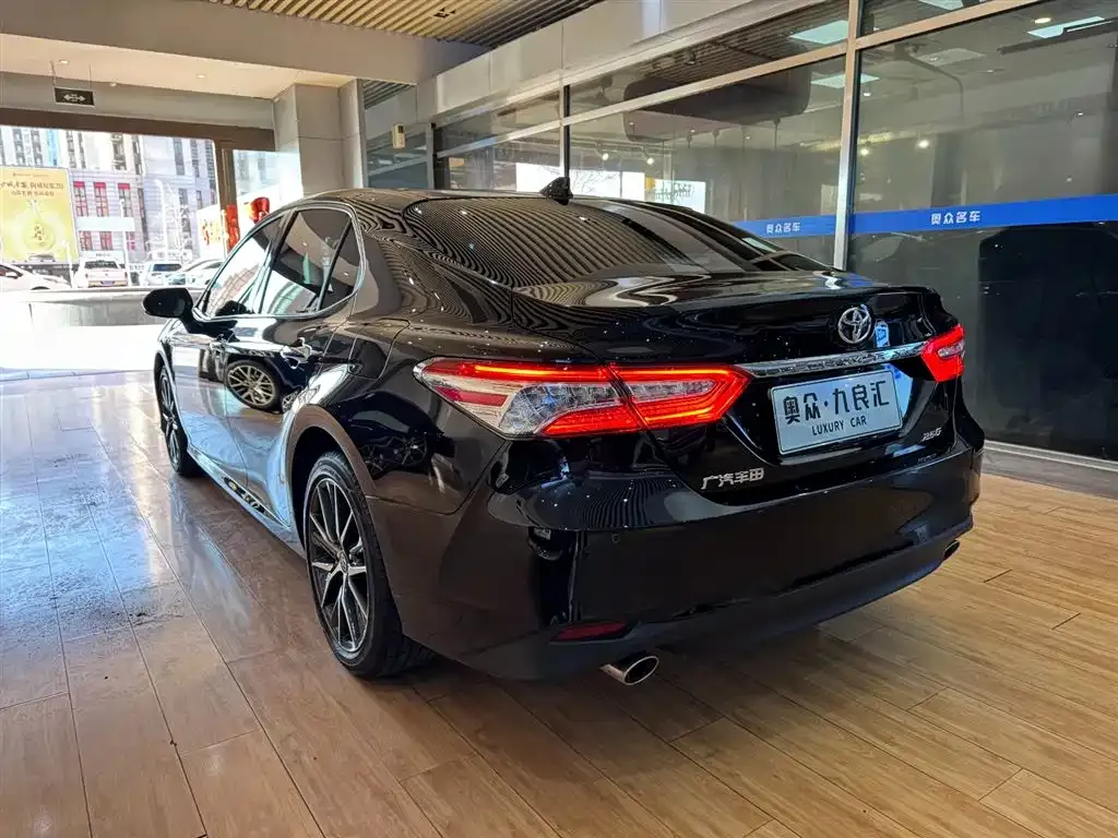 Toyota Camry 2022 из CN, фото 10