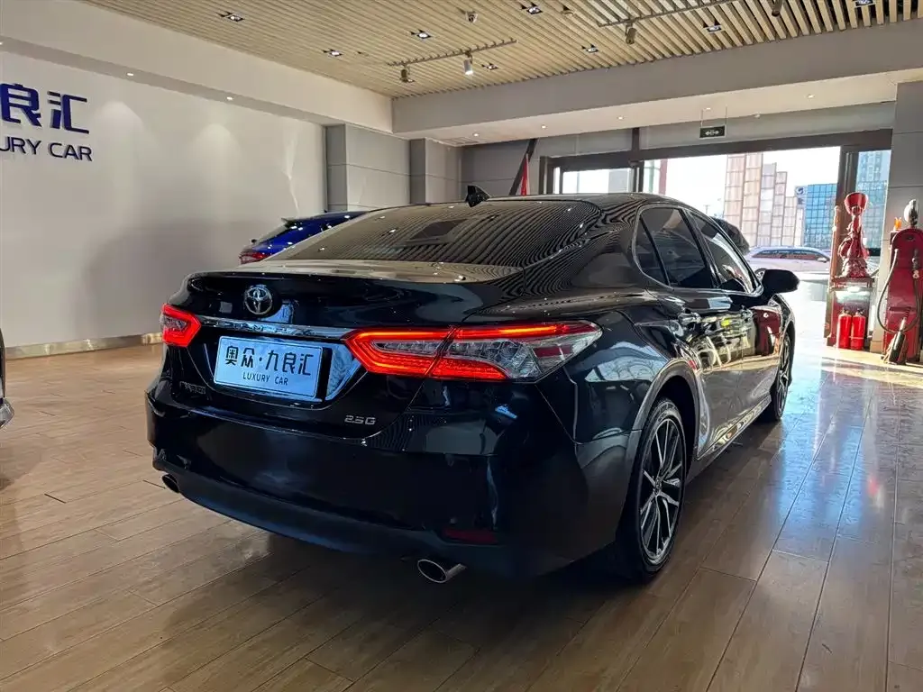Toyota Camry 2022 из CN, фото 7