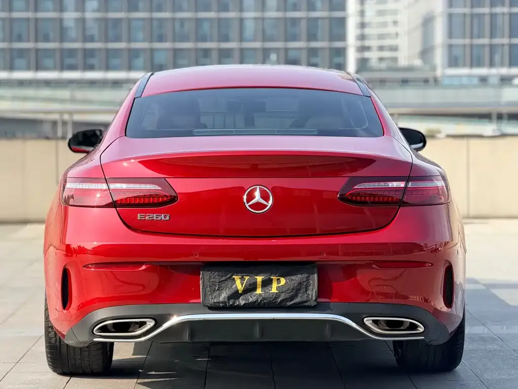 Mercedes-Benz E-Class (Import) — фото 8