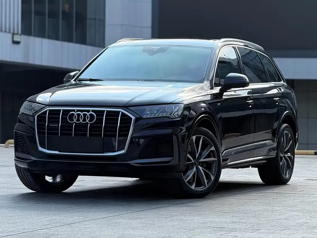 Audi Q7 2021 из CN, фото 1