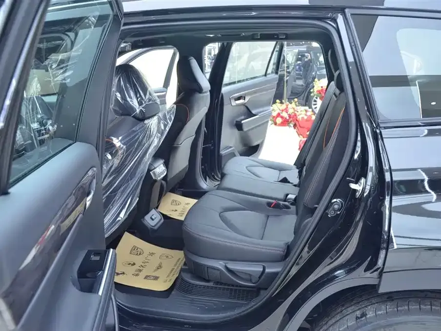 Toyota Crown Kluger 2026 из CN, фото 3