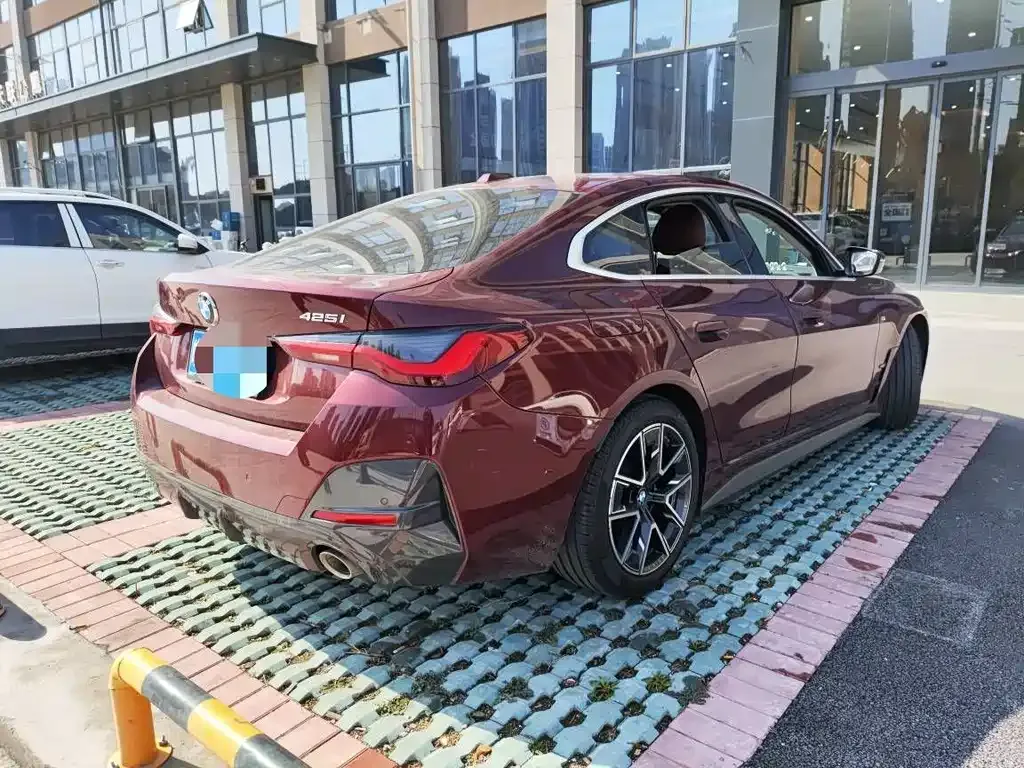 BMW 4 Series 2023 из CN, фото 3