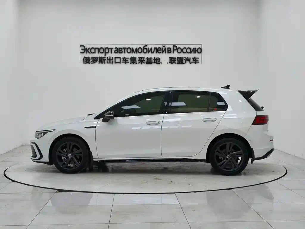Volkswagen Golf 2022 из CN, фото 4