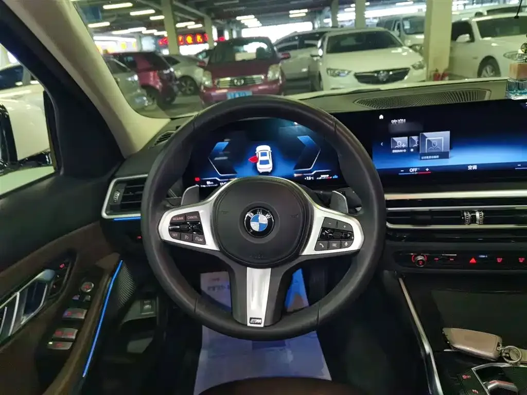 BMW 3 Series 2023 из CN, фото 4