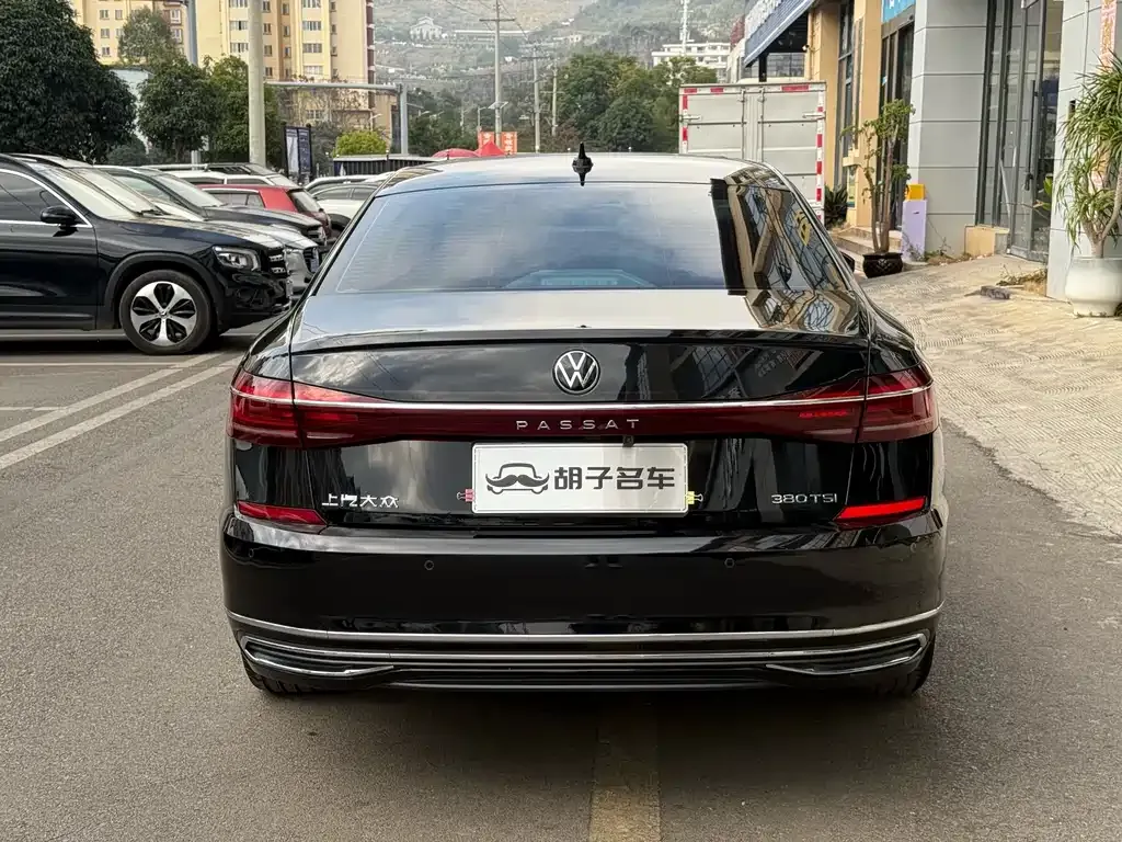Volkswagen Passat — фото 4