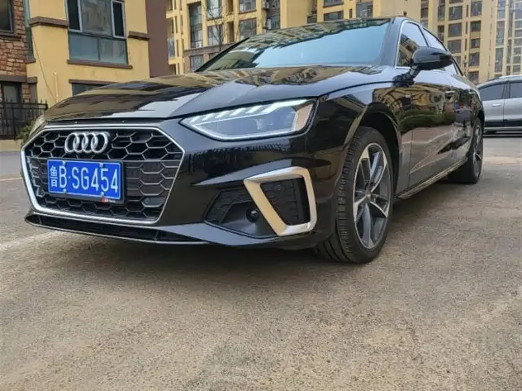 Audi A4L 2021 из CN, фото 1