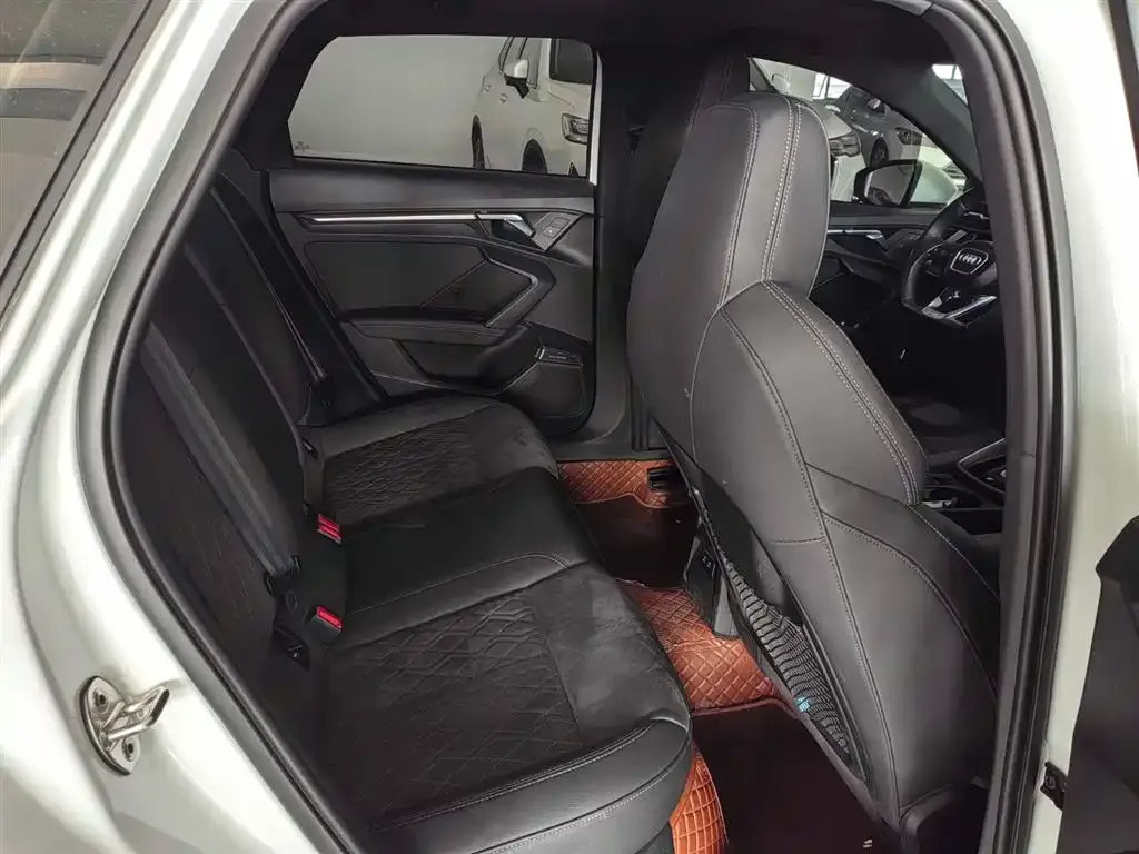 Audi A3 2022 из CN, фото 7