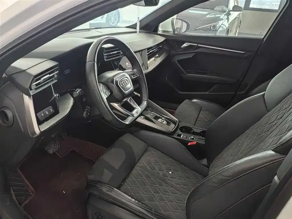 Audi A3 2022 из CN, фото 10