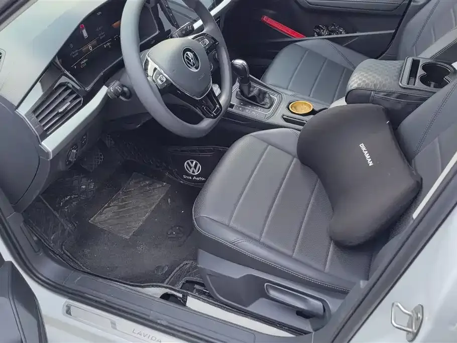 Volkswagen Lavida 2022 из CN, фото 2