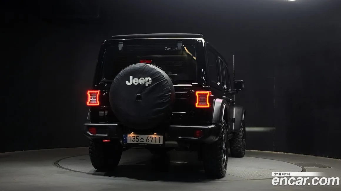 Jeep Wrangler 2022 из KR, фото 6