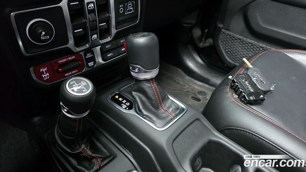 Jeep Wrangler 2022 из KR, фото 4