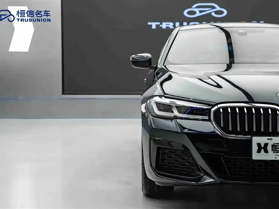 BMW 5 Series 2023 из CN, фото 7