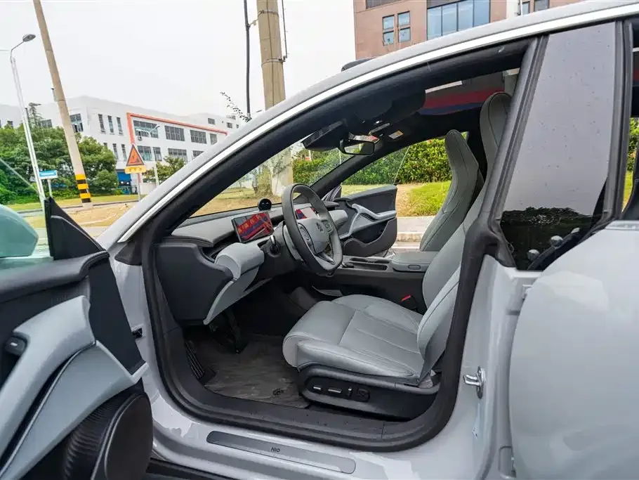 NIO ET5T 2024 из CN, фото 2