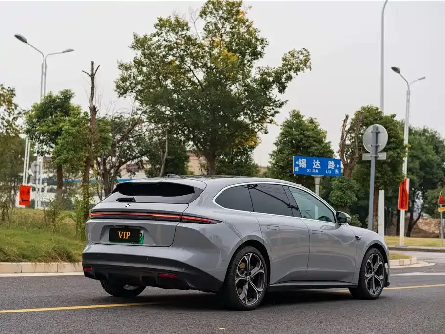 NIO ET5T 2024 из CN, фото 10