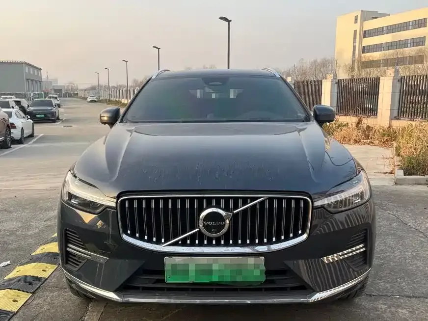 Volvo XC60 PHEV 2024 из CN, фото 5