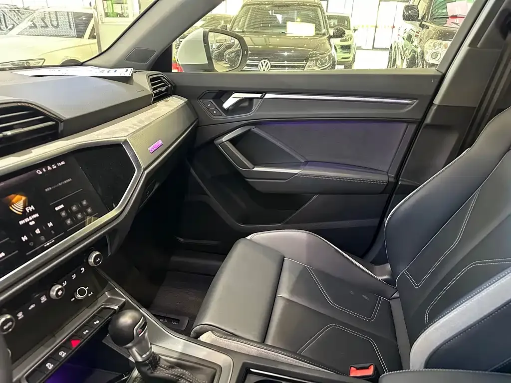 Audi Q3 2024 из CN, фото 10